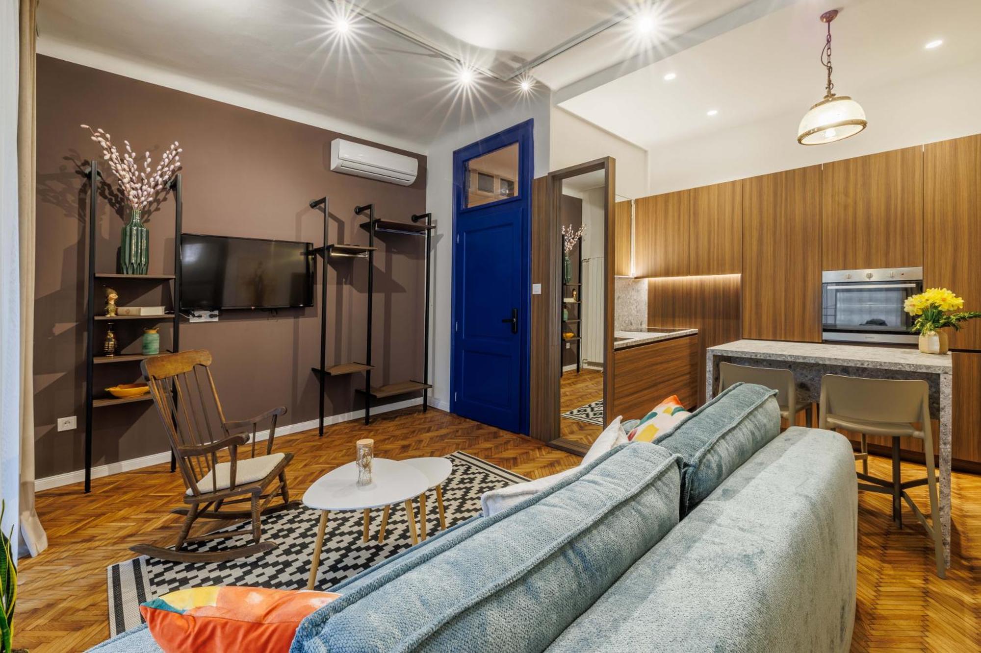 Apartment Blue Bird *